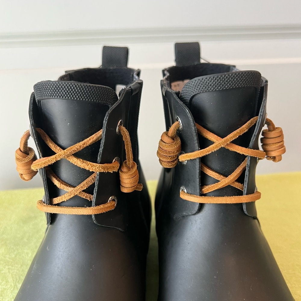 Sperry Walker Steam black rain boots. Size 7 - Picture 6 of 15